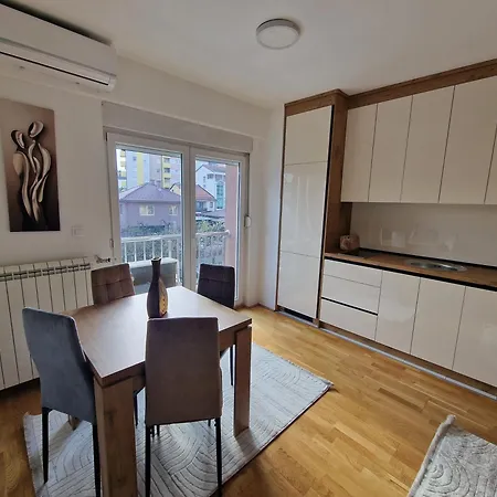 Apartment Centar Nest- Na Dan U Centru Novog Pazara *